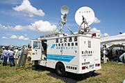 国交省の衛星通信車