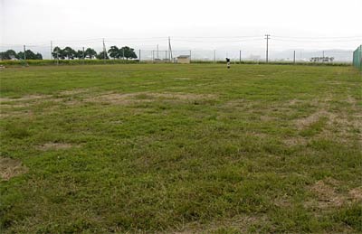 加茂市が加茂新田地内に整備した加茂市初の天然芝を張ったサッカー場
