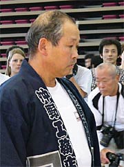 表彰を受ける県知事賞の沖野さん