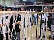 審査を受けた削りくず