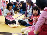 自分で打ったうどんの味に大満足