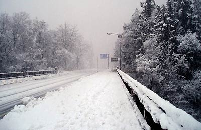 「しただブログ」に掲載された1日の三条市下田地区の雪景色