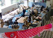 会場で準備作業