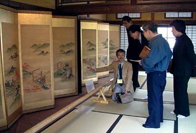 15日まで開かれいてる三条屏風まつり、会場のひとつの三条市丸井今井邸