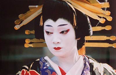平成19年度「おいらん道中写真コンテスト」の最優秀賞に輝いた植木さん=柏崎市=の「魅せます!」