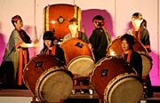 一之宮姫太鼓の演奏