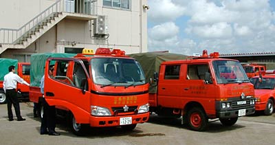 三条市三条消防団に配備された小型動力ポンプ積載車