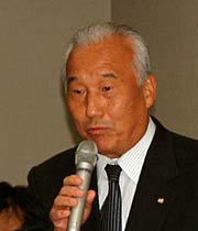 杉野副会頭に代わって副会頭に就く池田さん