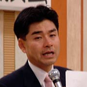 講師の山井衆院議員
