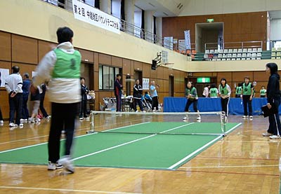 11日開かれた三条市バウンドテニス協会主催第2回中越地区バウンドテニス大会