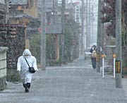 あられで景色もかすむ林町地内