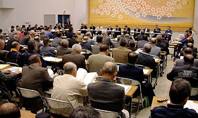 26日、燕市で開かれた平成19年度除雪対策会議