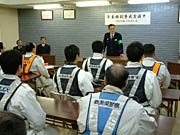 特別警戒に先立って燕署で高野署長の訓示など
