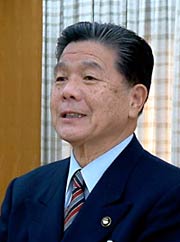 訓示を述べる小林市長
