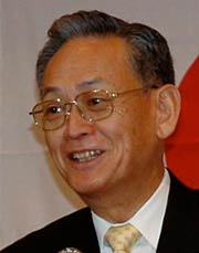 年頭のあさいさつを行う渡辺会頭