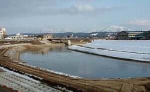 「大寒」だった21日の三条市は晴れても最高気温は1.1度にとどまる