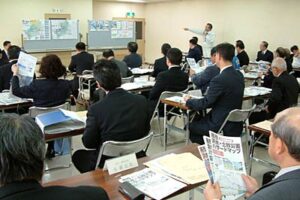 燕市防災会議で洪水・土砂災害ハザードマップ案を協議