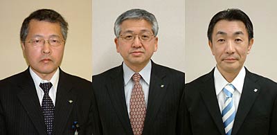 左から櫻井秀夫燕サービスセンター長、島田貫夫経営戦略室長、斎籐純郎企画政策課長 