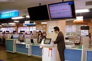 県内初の市役所窓口業務のワンストップサービス、三条市総合窓口業務がスタート