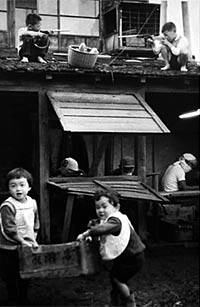 「昭和の洋食器街写真展」展示作品