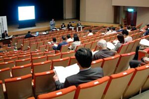 三条市教育制度等検討委員会最終報告地域説明会、小中一貫教育の導入に保護者の不安