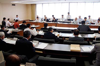 6日開かれた三条市の6月定例会提出議案概要説明会