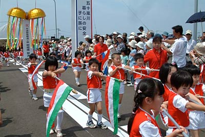 地元四日町保育所の子どもたち