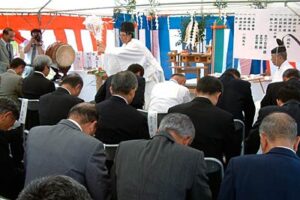 8日行われた県央医師会応急診療所の建設工事安全祈願祭