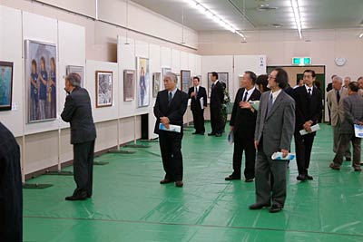  11日に開幕した第4回三条市美術展
