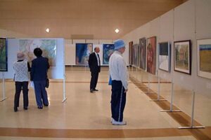 第3回燕市展開幕、市民作品270点が芸術の秋を競演