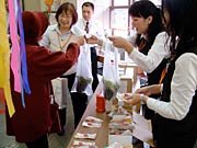 先着100人に葉ボタン苗と粗品プレゼント