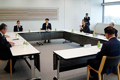  10月31日開かれた県央地域中核病院整備に向けた関係市町村長意見交換会