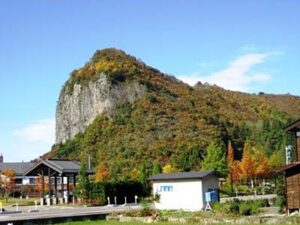 「しただブログ」に掲載された八木ヶ鼻の紅葉のようす