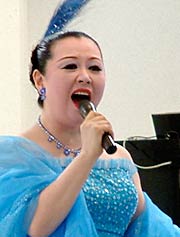  東地美佳さん