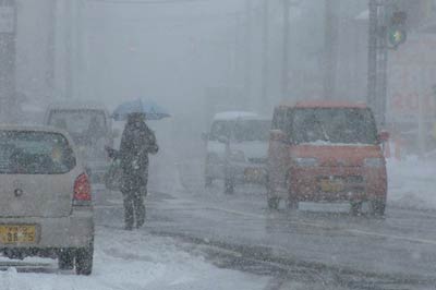 三条市興野付近の第1産業道路、午前10時39分