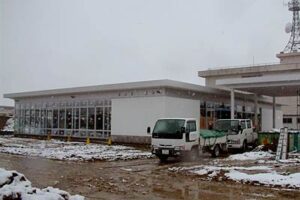 建設が進む県央医師会応急診療所
