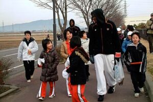 新潟アルビレックスBBが14、15日と燕市吉田総合体育館で行われる公式戦を前にエコスタンプラリー