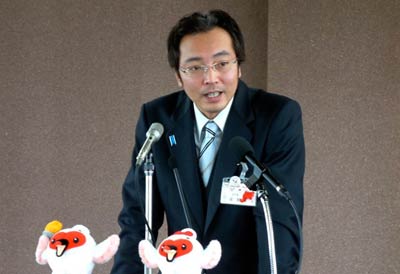 24日行われた国定三条市長の臨時記者会見