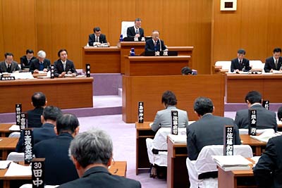 3日開会した三条市議会の3月定例会