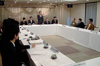 10日夜開かれた三条祭り若衆会の大名行列連絡会議