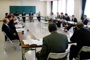 燕市新庁舎建設設計者選考委員会がスタート、設計者の応募登録のスケジュールなどから協議