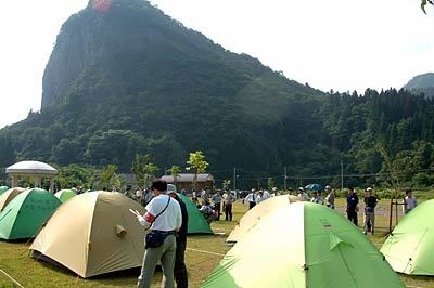 八木ヶ鼻オートキャンプ場にテントを設営してから炊事審査