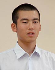 感謝の言葉を述べる小林野球部主将