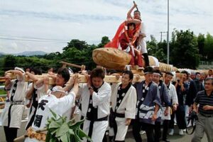 22日行われた「しただふるさと祭り～雨生の大蛇祭」