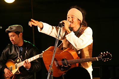 地方では最後のステージとなった「やっほー!バンド」の熱演