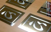 参加者が研磨仕上げした課題作品