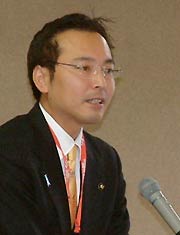 年末のあいさつを行う国定市長