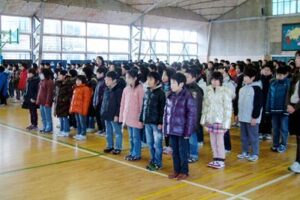 1日早く3学期の始業式が行われた四日町小学校