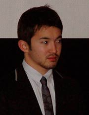 主演の浅利さん