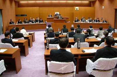 20日開かれた改選後初めの臨時会